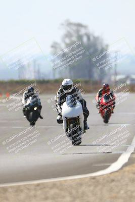 media/Sep-20-2025-TrackDaz (Sat) [[27f0cde673]]/B Group/220pm (Turn 9)/